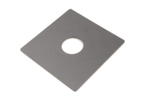 DeVere Lens Board. 142mm x 142mm; Copal #1 – 41.6mm. Graded: NEW [#090.1]