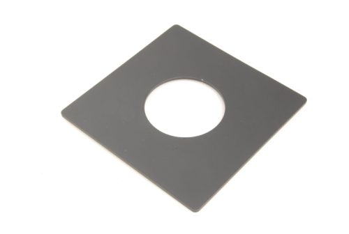 DeVere Lens Board. 142mm x 142mm; Copal #3 – 65mm. Graded: NEW [#090.3]
