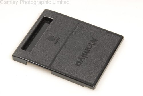 Mamiya M645 Prism WLF Base Cap. Made in Japan. Graded: EXC+ [#6051]