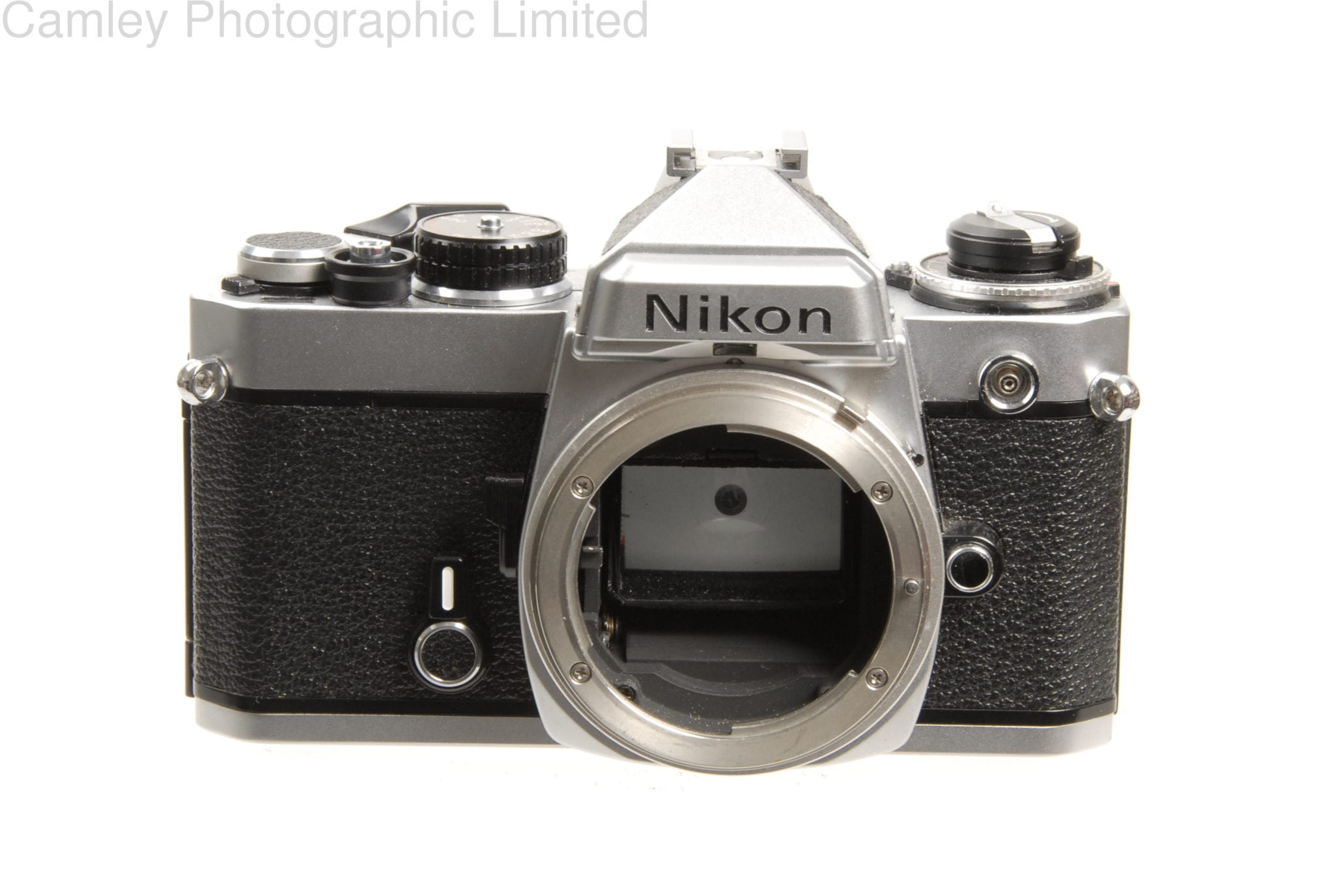 Nikon FE 35mm Camera Body in Chrome. Pristine. Condition 3E [6061
