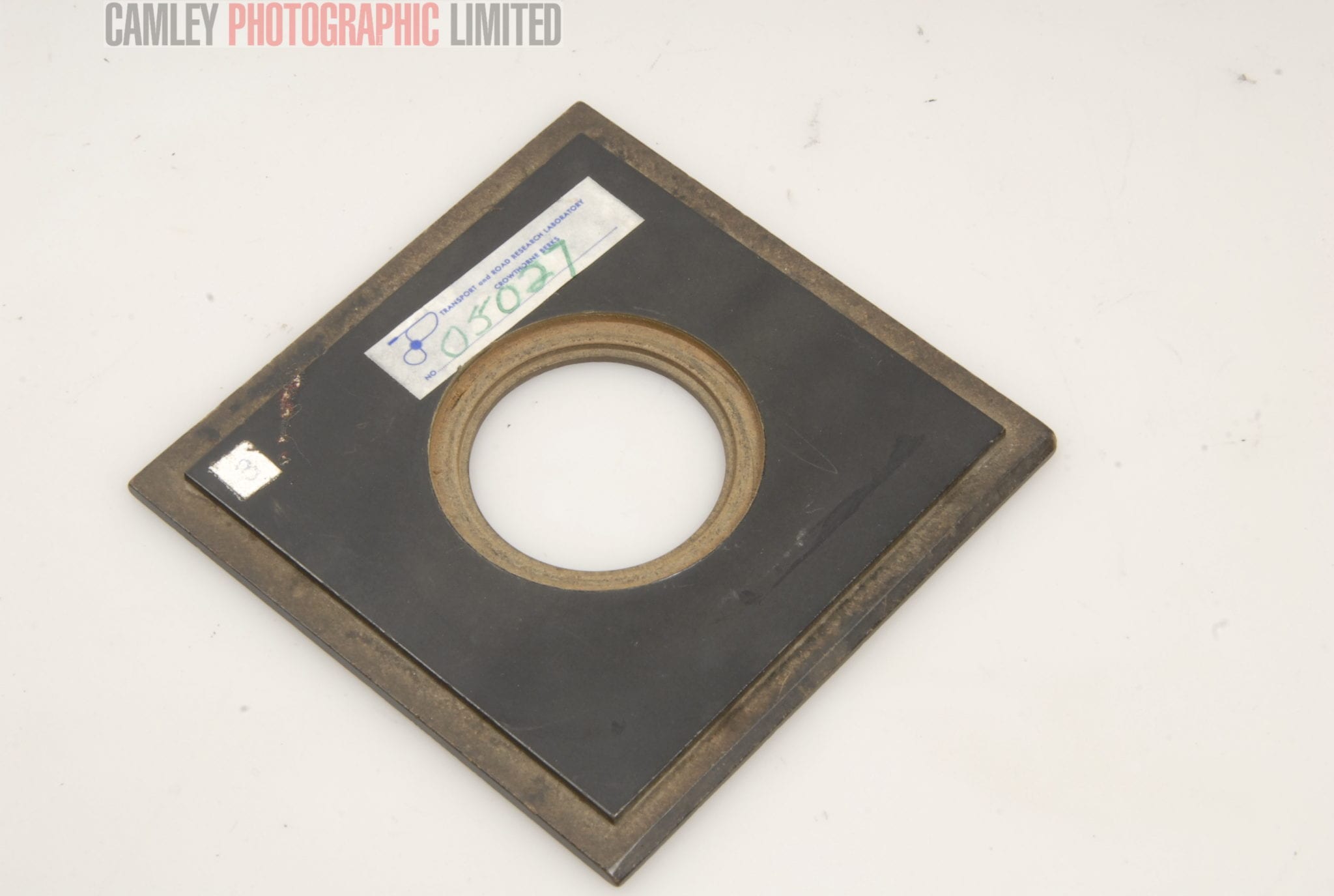 MPP Lens Board. 39mm diameter hole. Graded EXC [5833] Camley