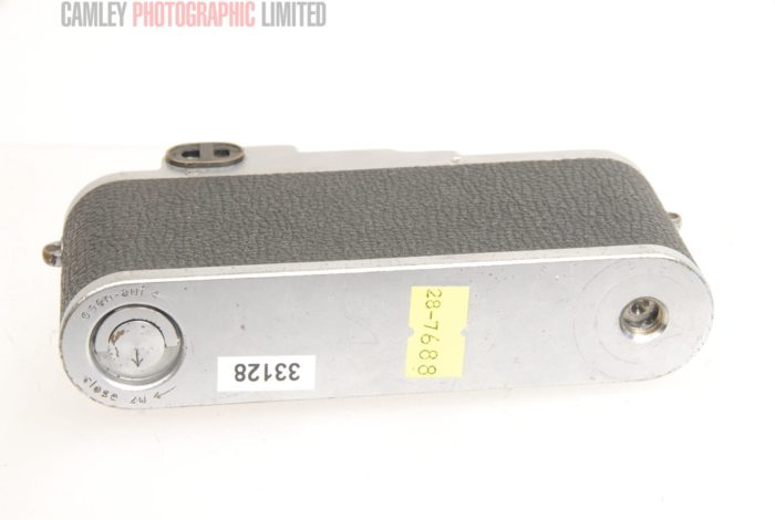 Leica IIc Camera Body. Needs new shutter blind. Graded: AS-IS [#7688] - Image 3