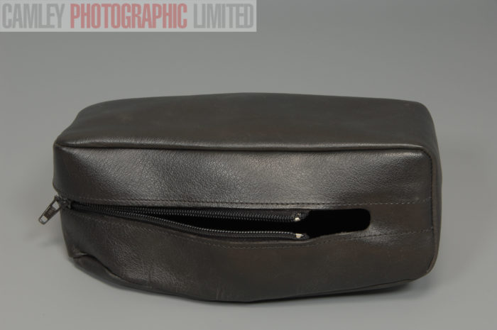 Hasselblad Leather Case 506 for 500C and 500C/M (58211). Graded: EXC+ [#10038] - Image 2