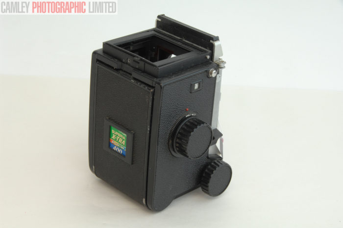 Mamiya C220. For repair. Missing focusing screen. Graded: AS-IS [#9700] - Image 3