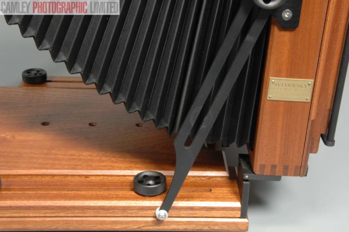 Svedovsky 8x10 Mahogany Wooden Field Camera w/ Flight Case. Graded: LN- [#10351] - Image 3