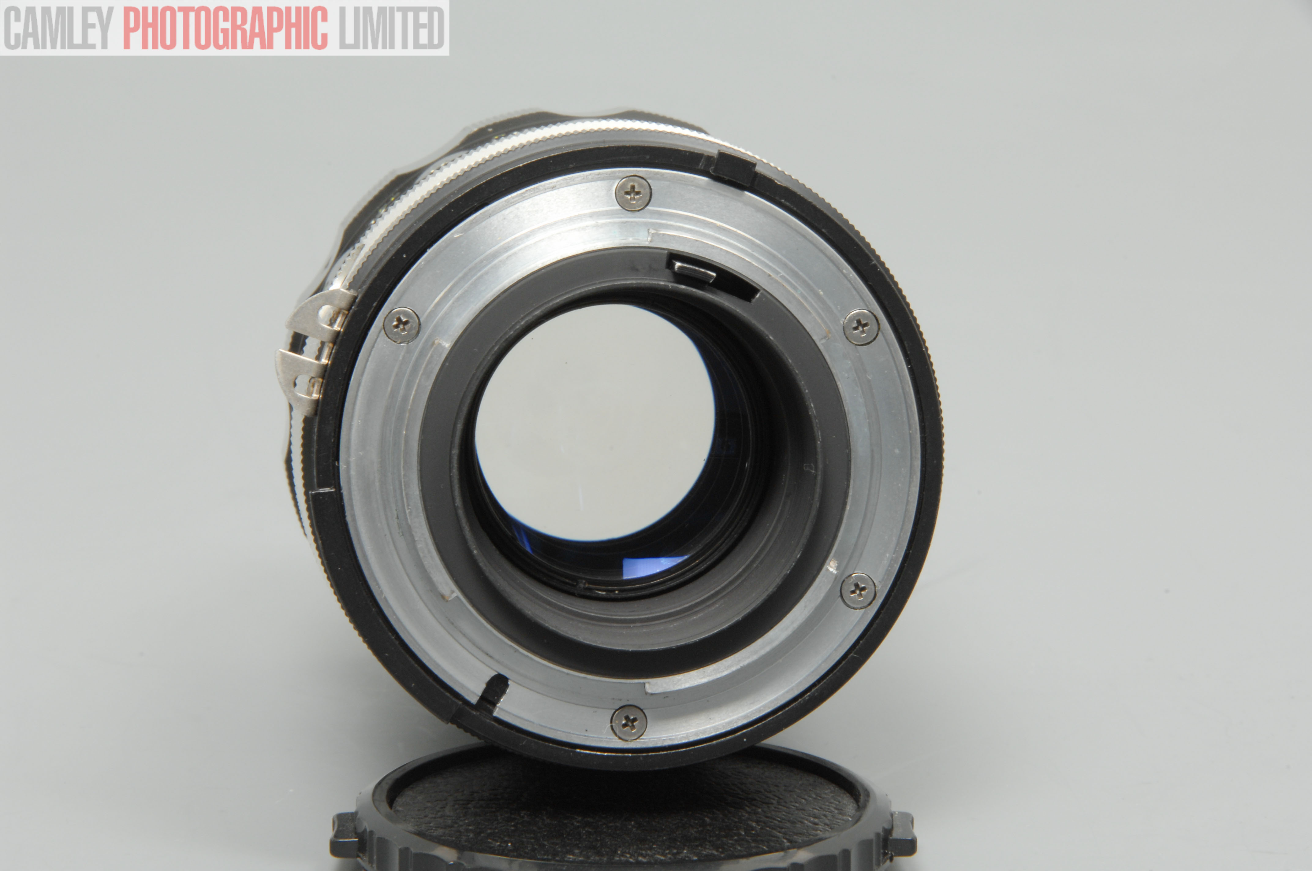 Nikon f3.5 AI 135mm NikkorQ Lens. HAZE. Graded BGN [8039] Camley