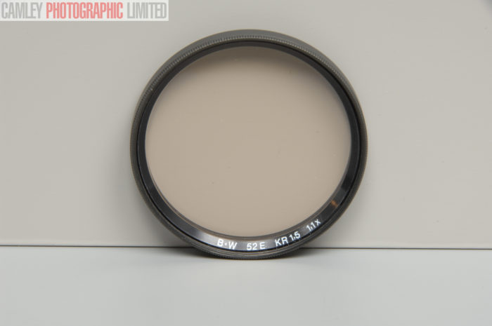B+W 52E 52mm KR1.5 1.1x Skylight Filter. In plastic case. Graded: EXC+ [#10490] - Image 3