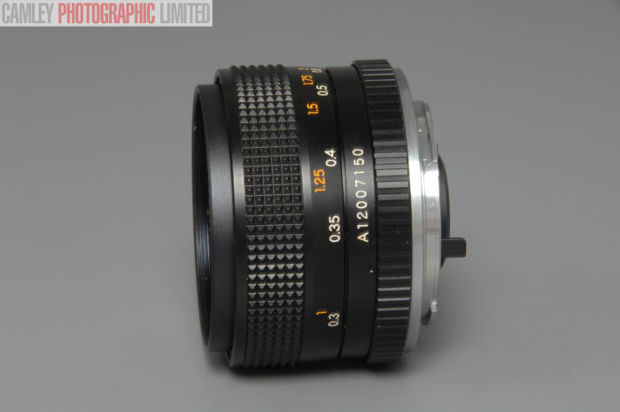 Yashica ML Yashica/Contax Mount Wide Angle Lens f2.8 28mm. Graded: EXC+ [#10557] - Image 4