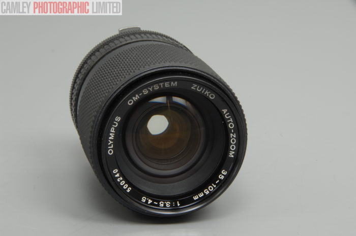 Olympus OM Auto Zoom 35-105mm f3.5-4.5 Lens and Pouch. Graded: EXC+ [#10530] - Image 2