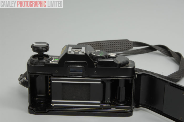 Olympus OM40 Program 35 mm SLR Camera Body with Strap. Graded: EXC [#10533] - Image 5