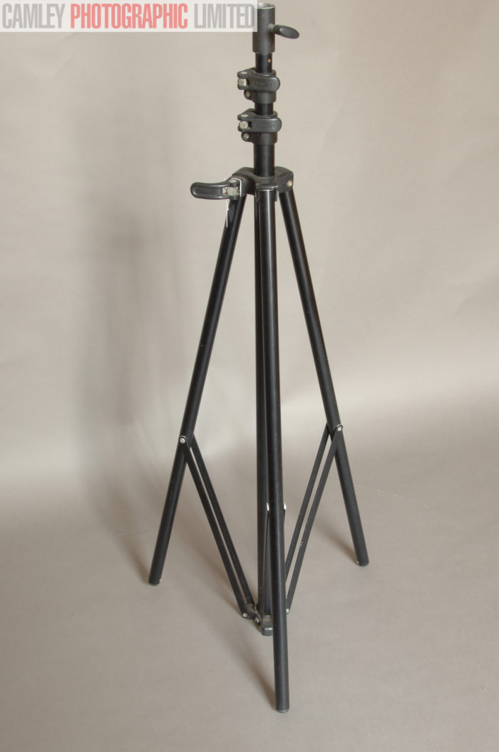 Comet Light Stand LS-3. 3 section telescopic (LS-3). Graded: EXC [#10662] - Image 3