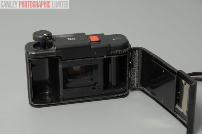 Olympus XA f2.8 35mm Camera & A11 Flash and Wrist Strap. Graded: EXC [#10870] - Image 4