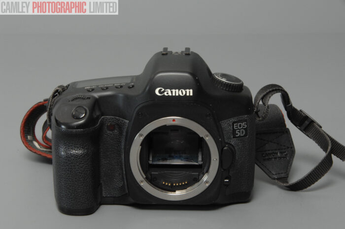 Canon EOS 5D Mark I DSLR Body. Boxed & Charger. Graded: EXC [#10912] - Image 2