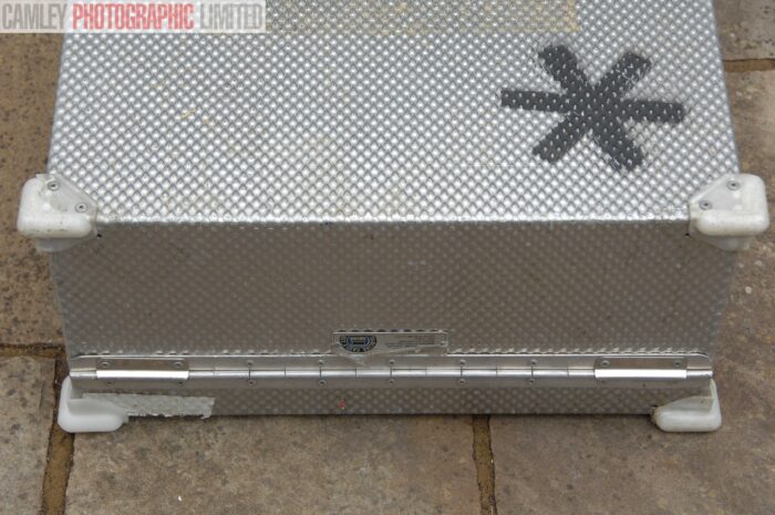 Samcine Aluminium Flight Case. Dimenions: 49 x 38 x 23cm. Graded: EXC- [#11076] - Image 6