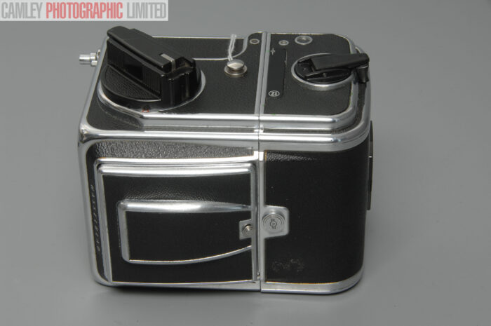 Hasselblad 1975 500C/M chrome camera w/ Film Back (10012). Graded: EXC+ [#11063] - Image 5