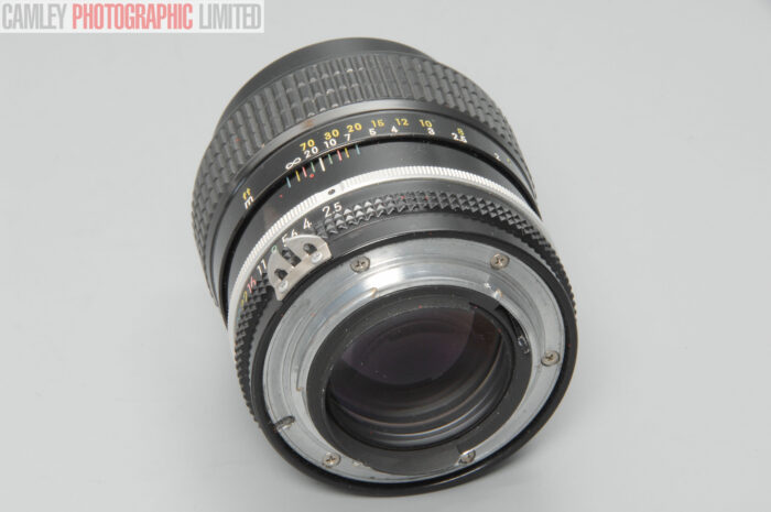 Nikon Pre-AI NAI 105mm f2.5 Lens. 7 blade aperture (BC0 04 413). Graded: EXC+ [#11133] - Image 4