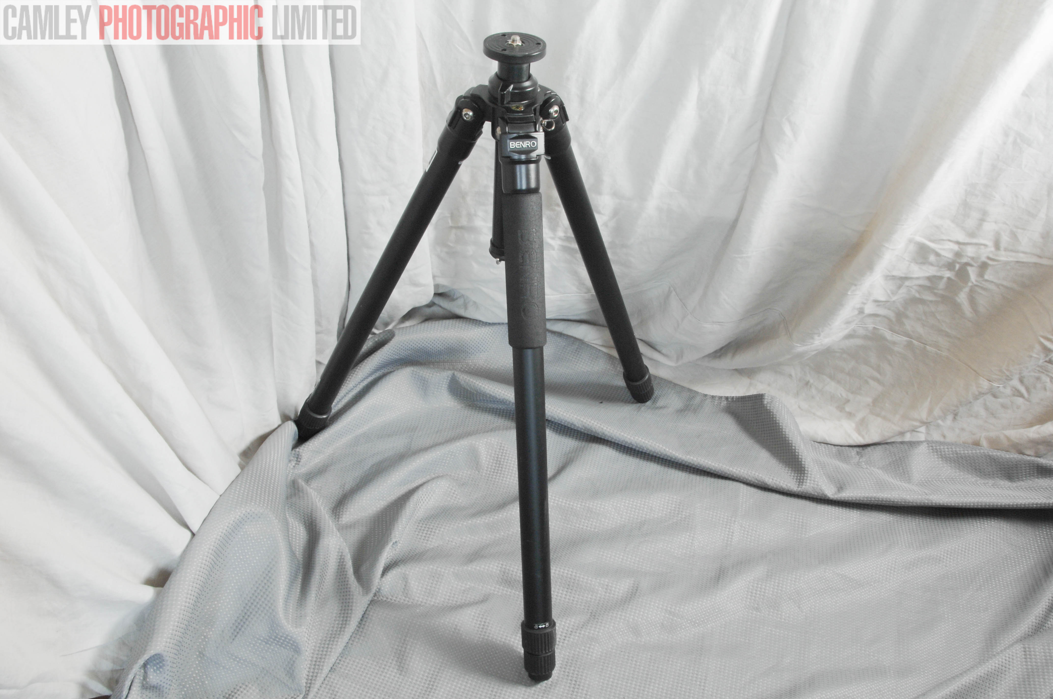 Benro A-457 M8 Tripod Legs. Aluminium and Magnesium. Graded