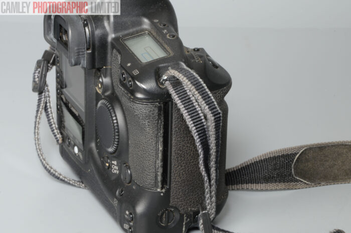 Canon EOS 1DS Body w/Charger & Battery 27916 Shutter Count. Graded: EXC [#11208] - Image 6