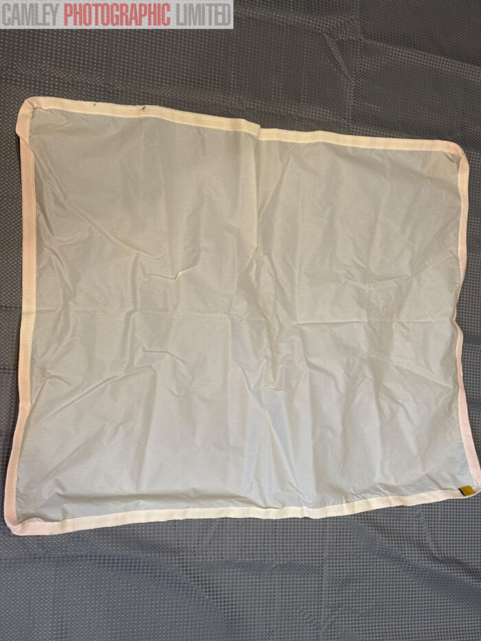 Compact Bowens Wafer Lighting Softbox 75cm x 50cm. Graded: EXC [#11843] - Image 14