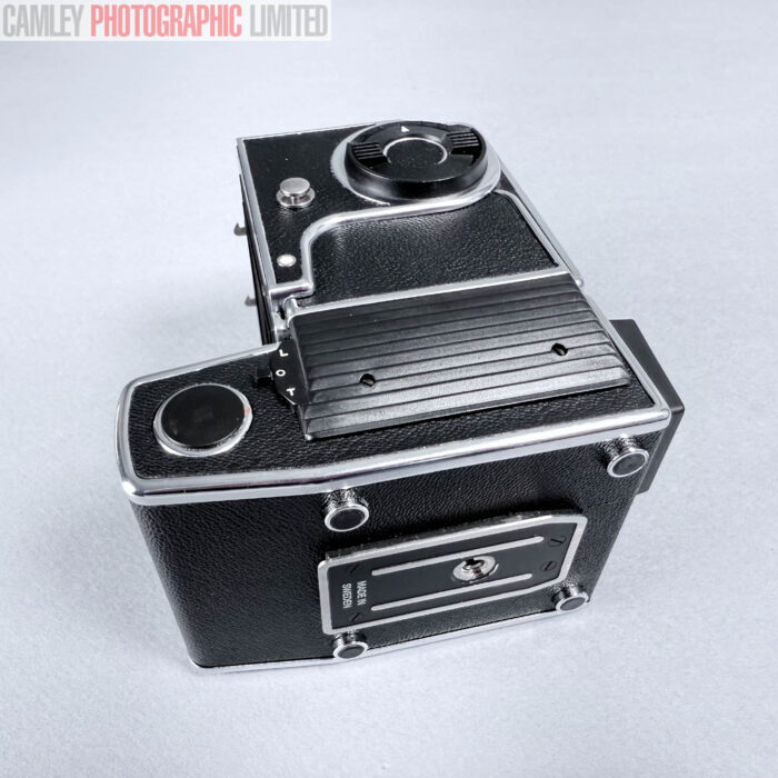 Hasselblad 553ELX Body & WLF takes AA batteries (10167). Graded: EXC+ [#11902] - Image 12