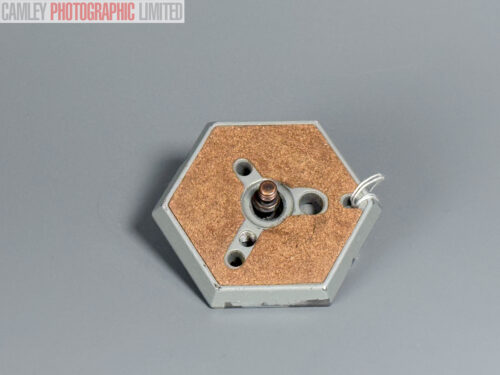 Manfrotto Hexagonal 1/4 inch Tripod Plate. Good order. Graded: EXC [#20035]